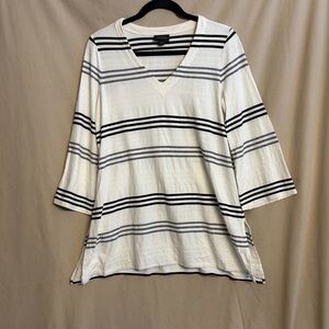 J. Jill Wearever Women’s XS Black and White Striped V-Neck Stretch Tunic